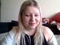 Sweet but not boring. Calm but curious.Come talk to me — maybe we’ll create our own little world here ?