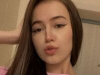 webcam girl chatroom ChloeeeAdams