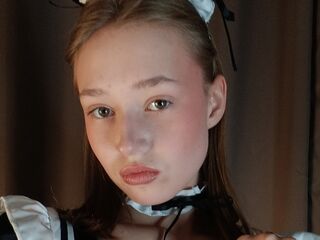 hot cam whore EvelinaMoorina