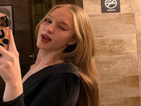 camgirl live porn webcam IleanaNiese