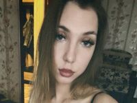chat LeannHonnerlaw