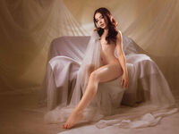 naked camgirl fingering pussy LiliDavison