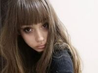 camgirl playing with dildo SherDonko