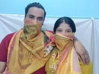 hot couple cam picture Gudhiya