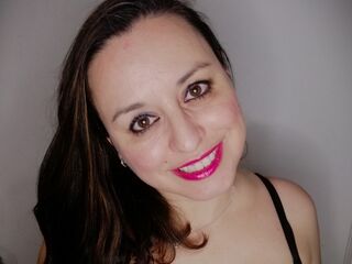 live teaser cam AdelaAlbaNatural