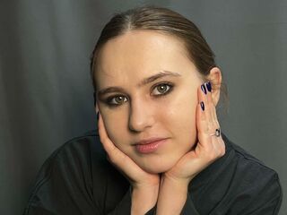 camporn AlanaHowlett