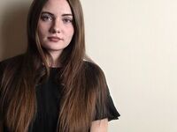 topless camgirl AlfrediaRoubekas