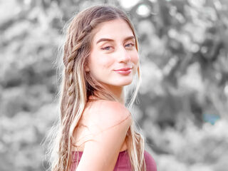 camslut fingering shaved pussy AnyaKursov