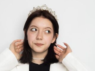 naked camgirl picture ArielleTewell