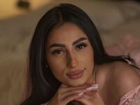 camgirl showing tits AvaLynn