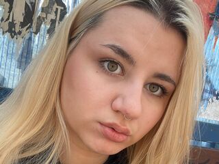 camwhore nude BarbaraWellsmith