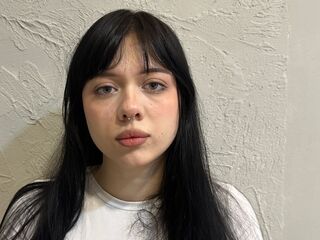 naked cam BillieMilash