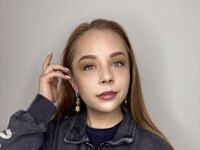 naked cam girl fingering pussy CaseySalizar