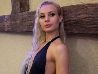 cam whore livesex CathiGetsinger