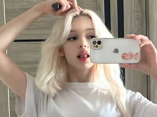 naughty chat CourtneyAdamo