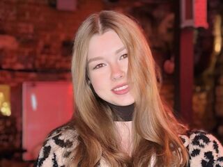 livecam picture DainaThroneberry