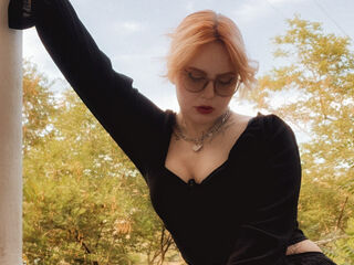 camgirl showing pussy DarnellSehorn