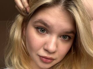 live chatroom DebrahPloeger