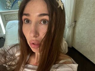 camslut fingering pussy Deisee