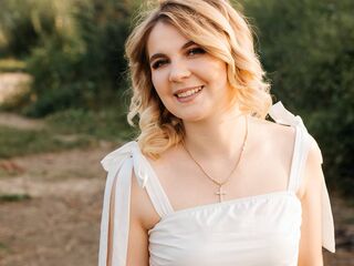 free adult cam picture DemetriceAkpan