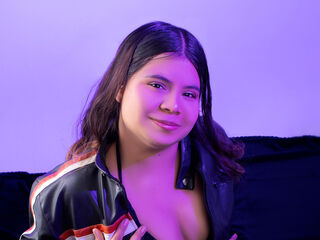 free online chat ElaraBlake