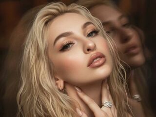 chat room live sex show EvaVibe