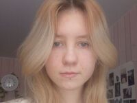 girl showing tits FlorineWalper