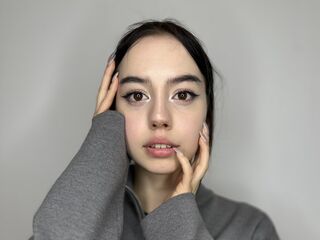 naked cam girl masturbating with dildo HannahDinizo