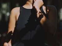 striptease show HathawayAwa