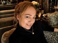 hot cam girl fingering IrishFaster