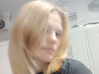 cam girl pic IzettaRambousek