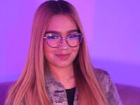camgirl masturbating with sextoy JazminMonroy