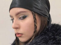 cam girl chatroom JeanetteSpindler