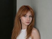 nude webcam girl photo JeniceRadulescu