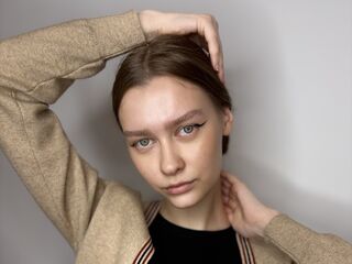 adult webcam chat room JonnieHillen