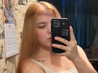 teaser chat KarrieAnesi