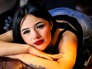 camgirl fingering bald pussy KateTanya