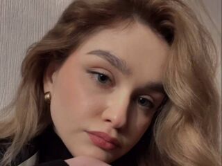 webcam pic KileyRipple