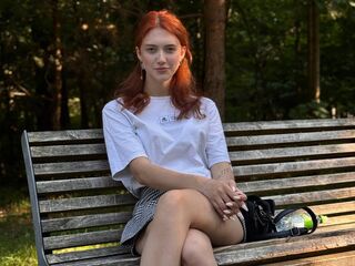 kinky webcam show KiraBless