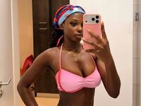 hot naked camgirl KyaBluee