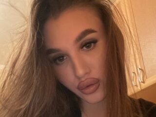 girl fingering pussy KyraVictorine