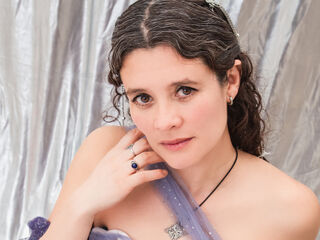 free adultcam LiiaCrowns