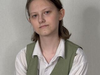 adult cam chat LillieFoster