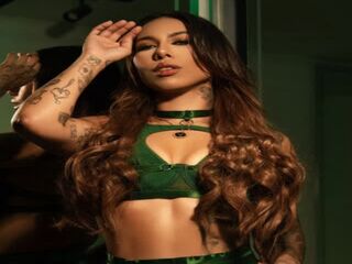 cam girl sex photo LilyHarpers