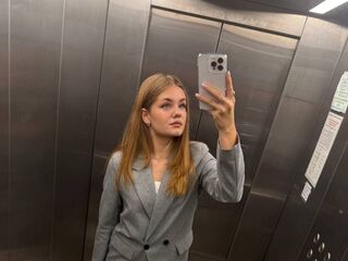 webcam babe LizzieIacovino