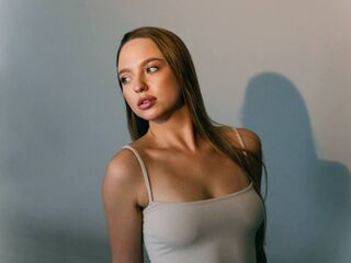 camgirl playing with sextoy LoriHunt
