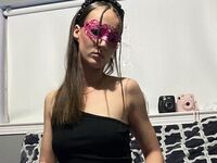 fingering girl cam Lovelylilithh