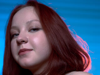 nude gamgirl MaisieMundhenk