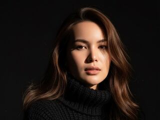 girl fingering bald pussy MaliaPokita