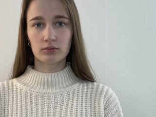 hot web cam show MarcelineLeja